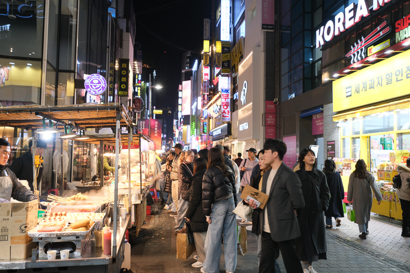 【首爾美食推薦】2025韓國首爾必吃美食攻略！東大門、明洞、弘大等激推彙整