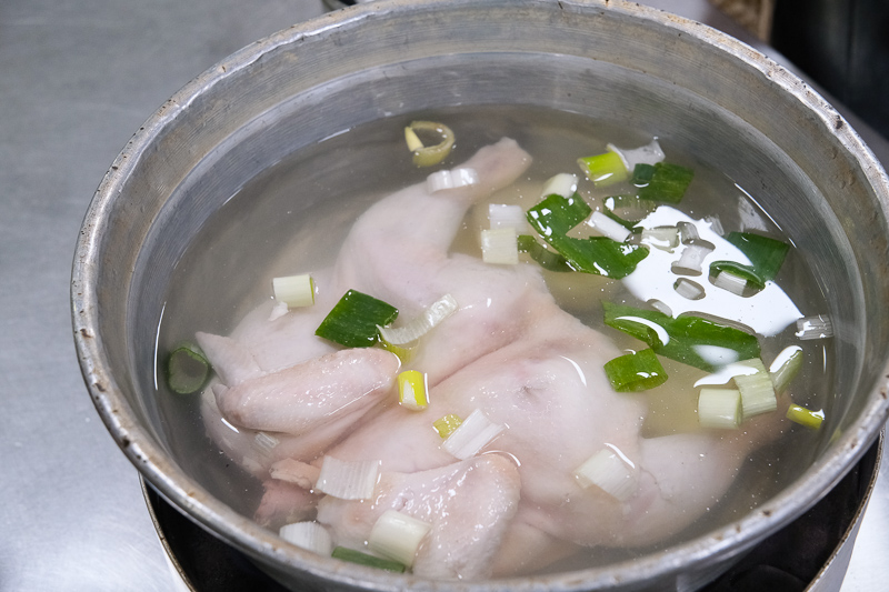 明洞一隻雞