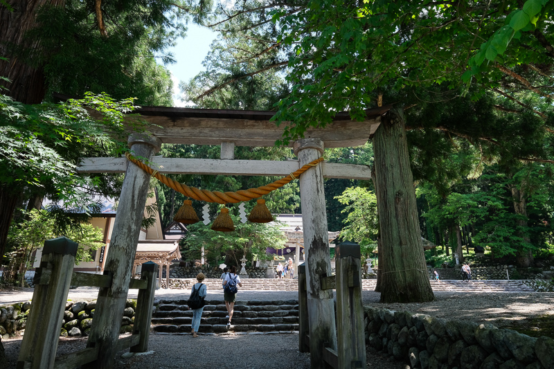 【2025白川鄉合掌村攻略】夢幻世界遺產一日遊！冬天點燈＆交通美食彙整