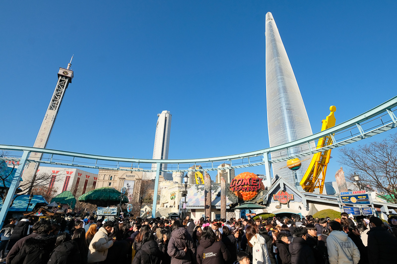 【2025樂天世界】世界最大室內樂園！Top19必玩遊樂設施＆門票交通全攻略