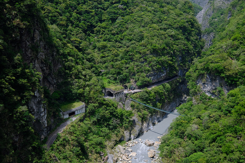 【花蓮太魯閣】布洛灣山月吊橋：離溪谷落差最大吊橋！免預約申請
