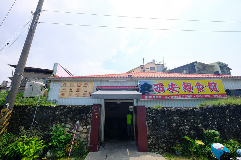 【高雄左營】蓮池潭風景區：龍虎塔、春秋閣、玄天上帝等交通美食