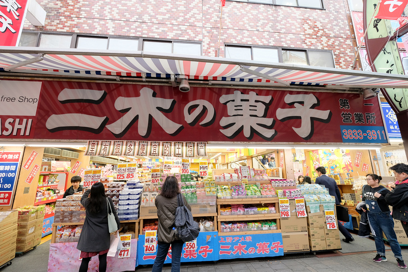 【東京】上野二木果子必買：最夯暢銷零食推薦，人潮爆多退稅可刷