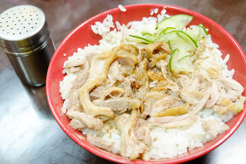 【新竹市】：廟口鴨香飯 ♥ 媒體寵兒人氣旺