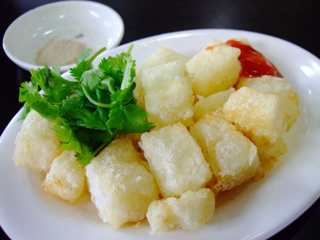 ［宜蘭羅東］：龍之園糕渣（傳藝中心內）