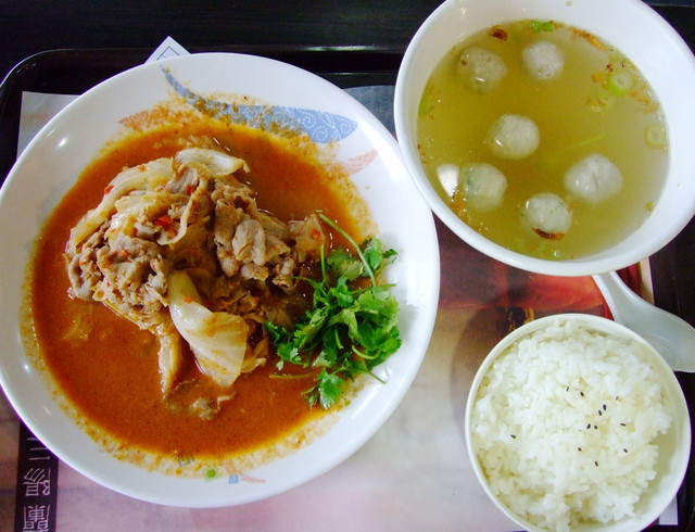 ［宜蘭羅東］：龍之園糕渣（傳藝中心內）