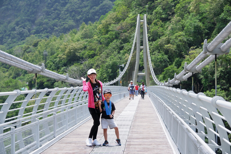 【花蓮太魯閣】布洛灣山月吊橋：離溪谷落差最大吊橋！免預約申請